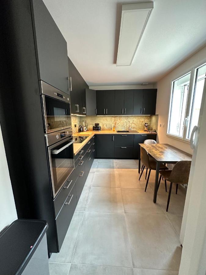 Au Coeur Du Terroir Champenois Villa Chavot-Courcourt Luaran gambar